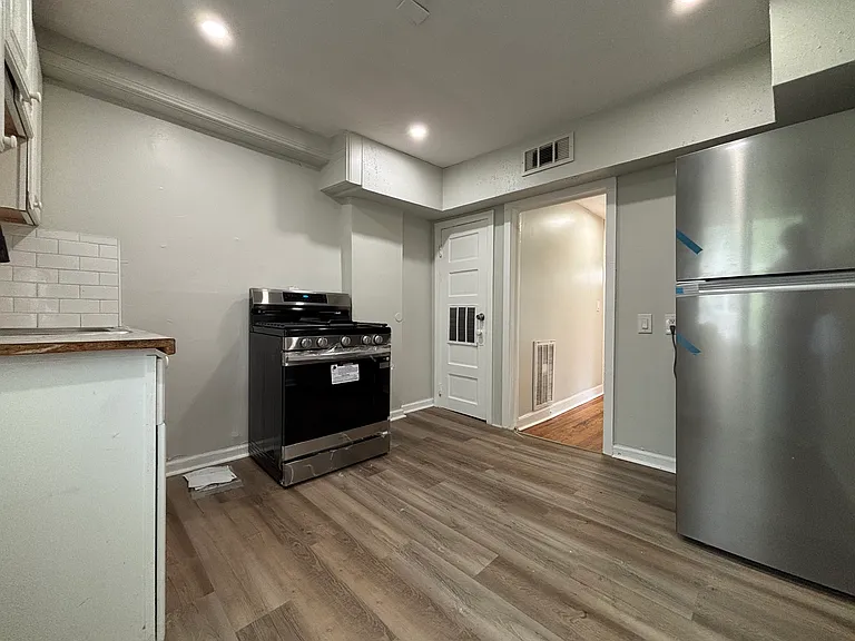 62 Miller St #1 — Photo 2