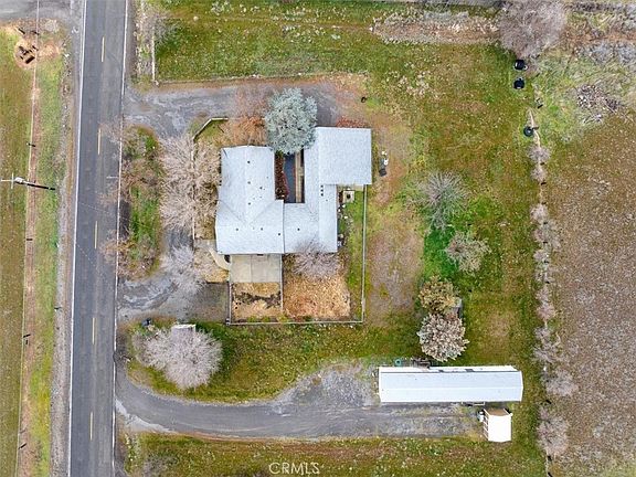 3rd image of 907 Ball Mountain Rd