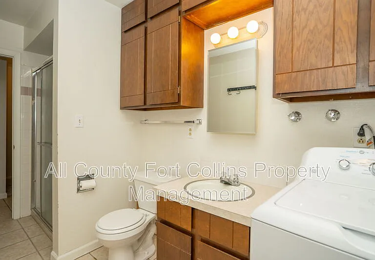 508 Louise Ln — Photo 17