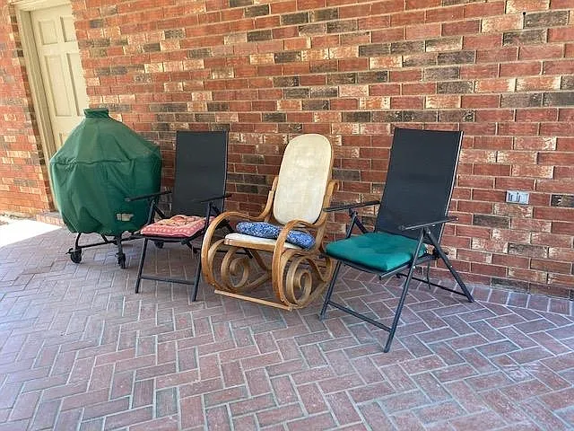 1 bed, 1.0 bath, 1036 sqft, $1,995 — Photo 2
