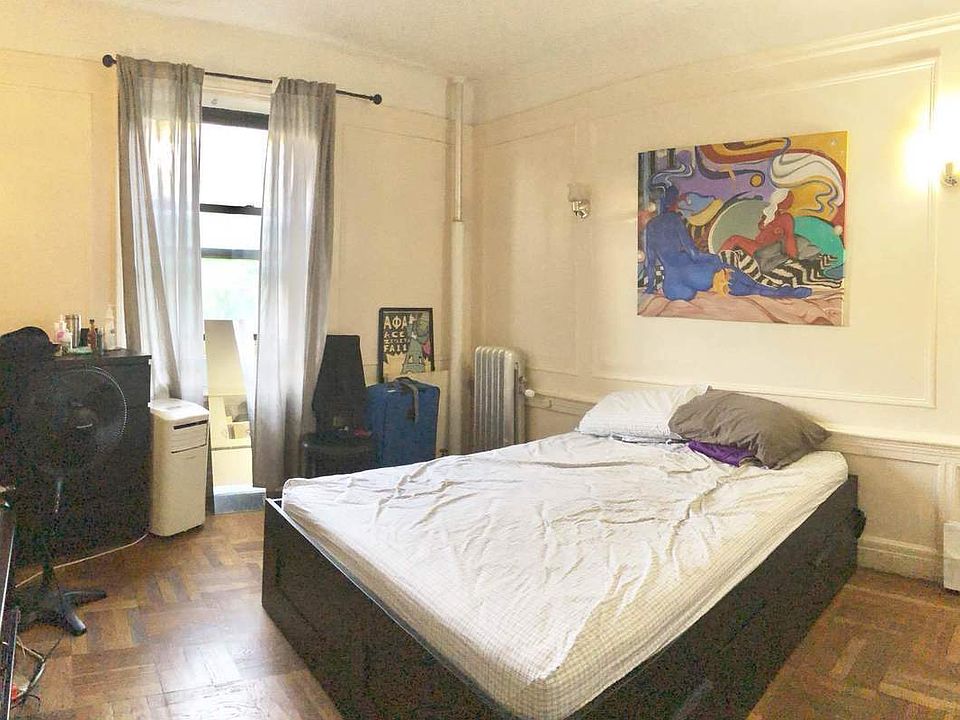 1st image of 485 E 21st St APT 2E