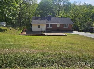 110 Crestwood Dr, Chester, SC 29706