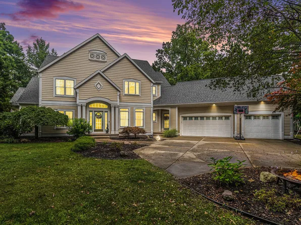 1478 W Timber Trail Dr, Whitehall, MI 49461