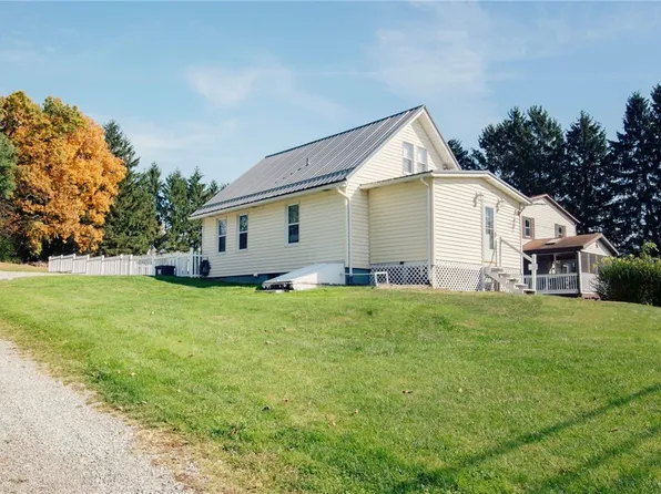 191 Saxonburg Rd, Butler, PA 16002