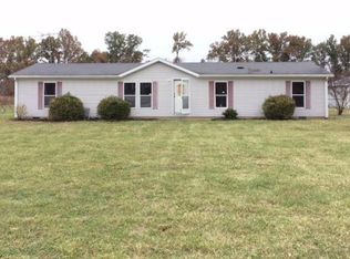3323 Sandy Ln, Blanchester, OH 45107