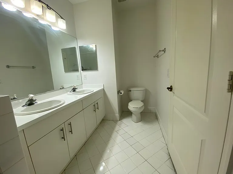 16246 SW 103rd Ter — Photo 11