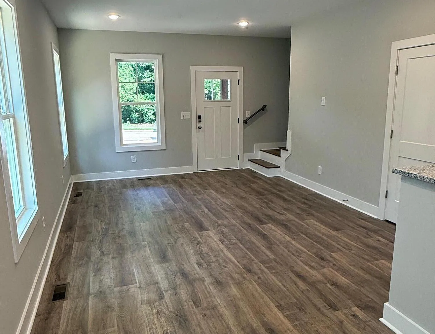 4 bed, 3.0 bath, $3,050 — Photo 3