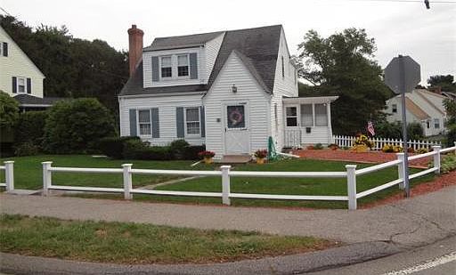 1st image of 62 Washington St