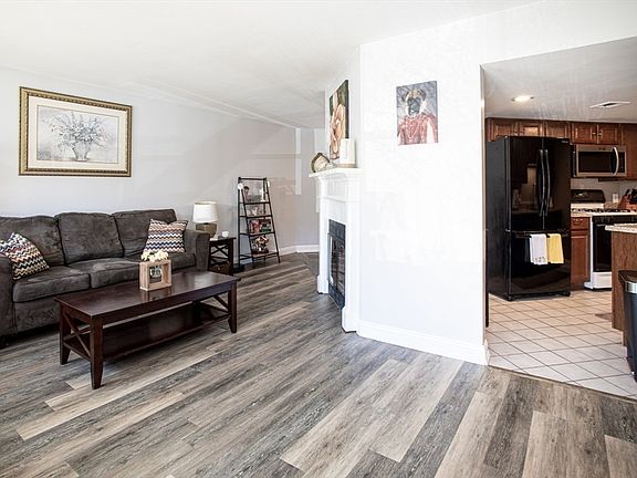 3rd image of 110 Dean St Unit 21