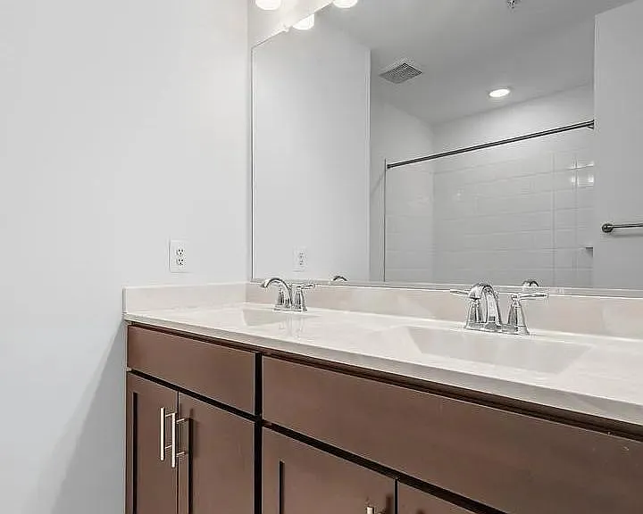 330 Furgeson Ln — Photo 20