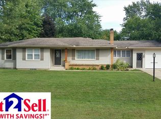 7718 Walnut Ave, Jenison, MI 49428