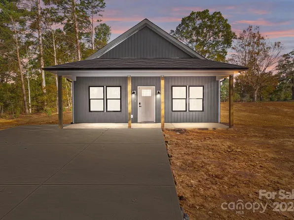 130 Elizabeth Ave, Salisbury, NC 28144