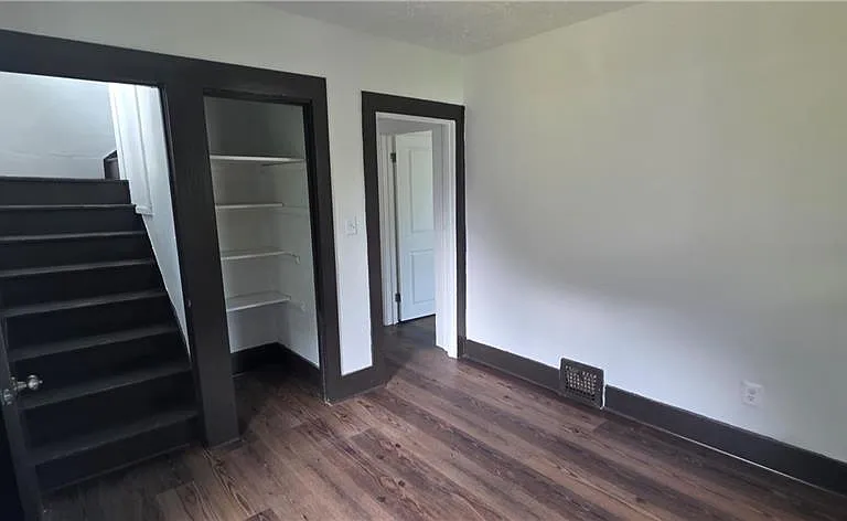 804 Work Dr — Photo 6