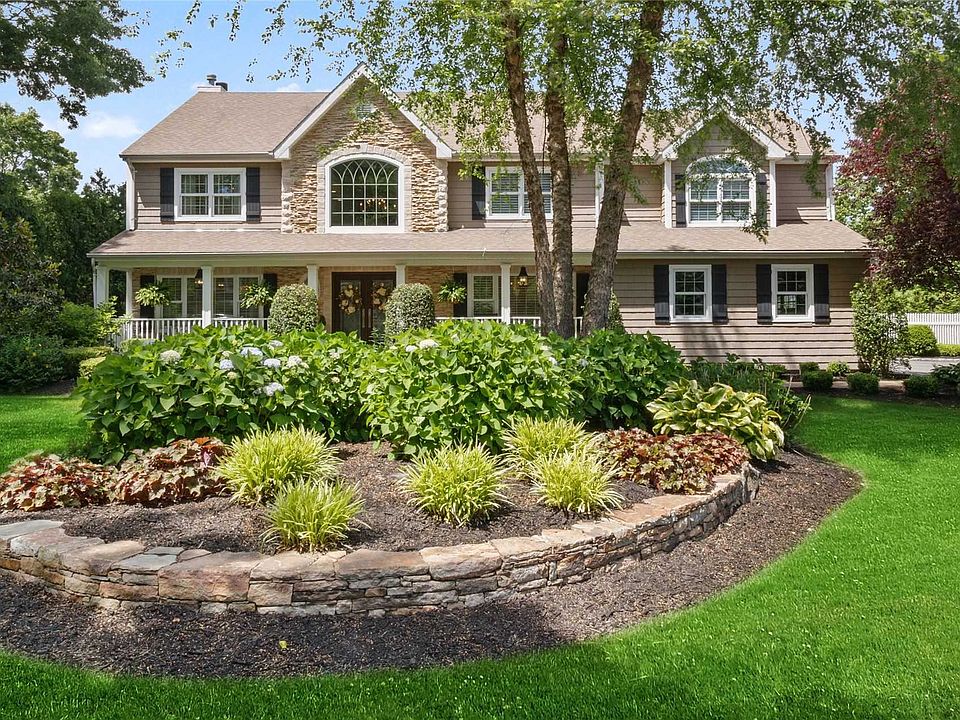 6 Pine St, Commack, NY 11725 Zillow