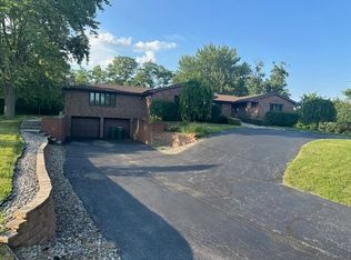 4888 E 97th Ave, Crown Point, IN 46307