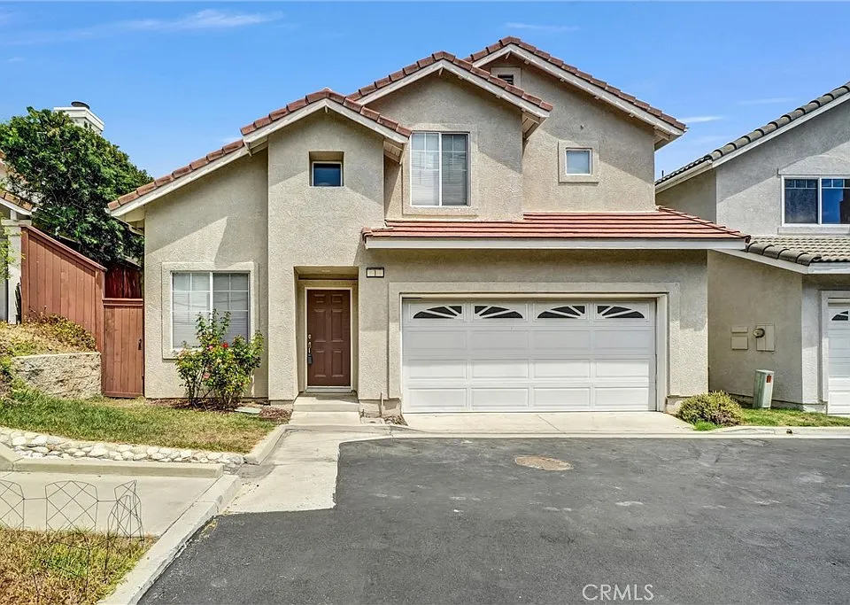 1 Edgewood Ct