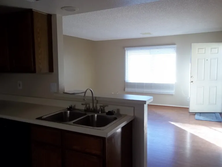 128 Parkview Ave #A — Photo 6