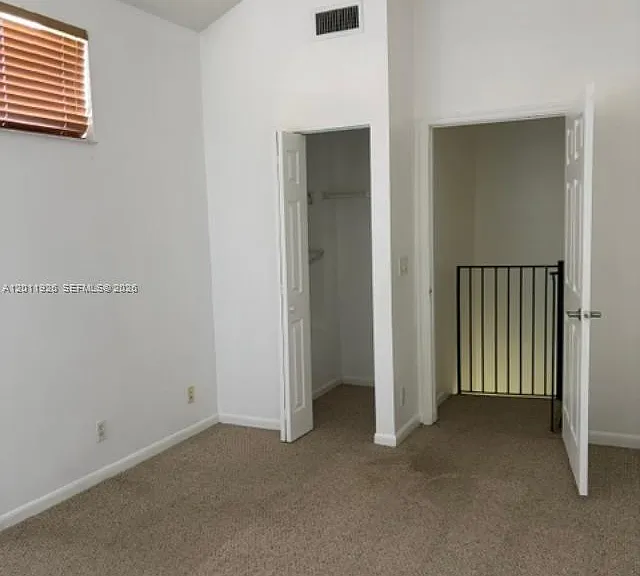 667 Woodgate Ln #B — Photo 18