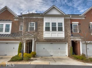 7302 Lowery Oak Dr, Roswell, GA 30075
