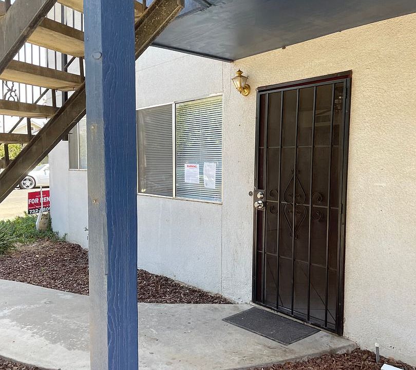 1st image of 310 N Orange Ave Unit 1