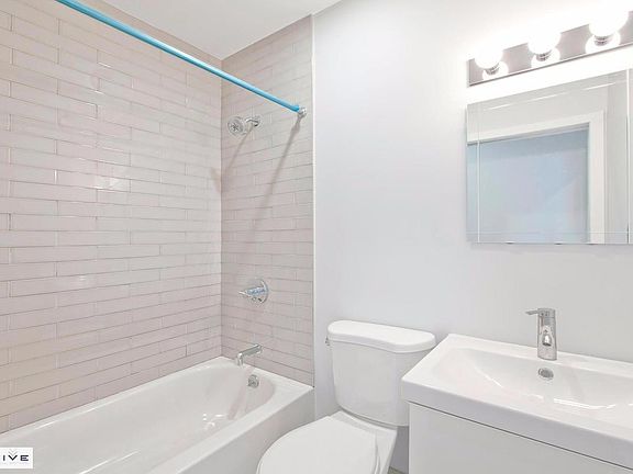 5th image of 100 Wyckoff St APT 1R