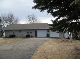 124 Pleasant View Rd, Slayton, MN 56172