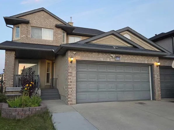 197 W Creek Blvd, Chestermere, AB T1X 1S8