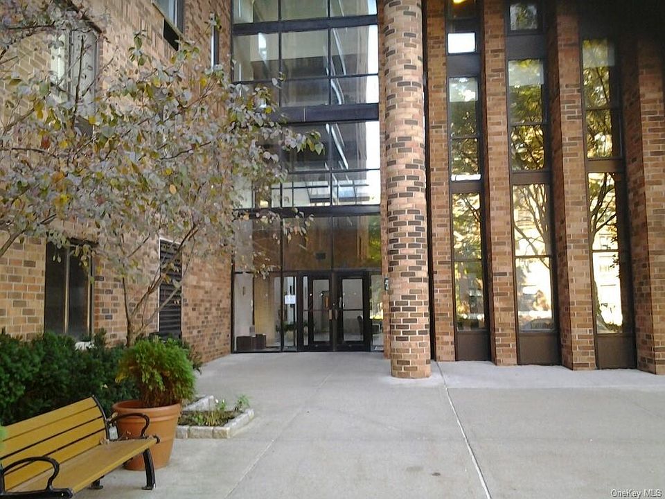 1st image of 50 Columbus Ave APT 803