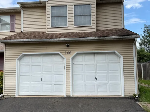 146 Jonathan Dr, North Wales, PA 19454
