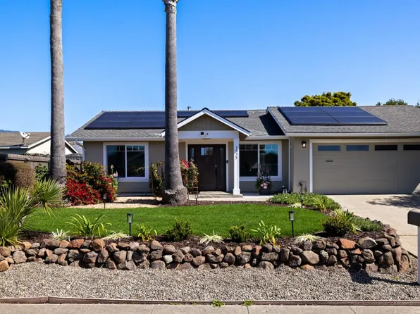 1575 Mizzen Ln, Half Moon Bay, CA 94019