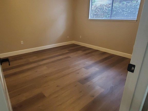 3rd image of 224 Louie Ave #3