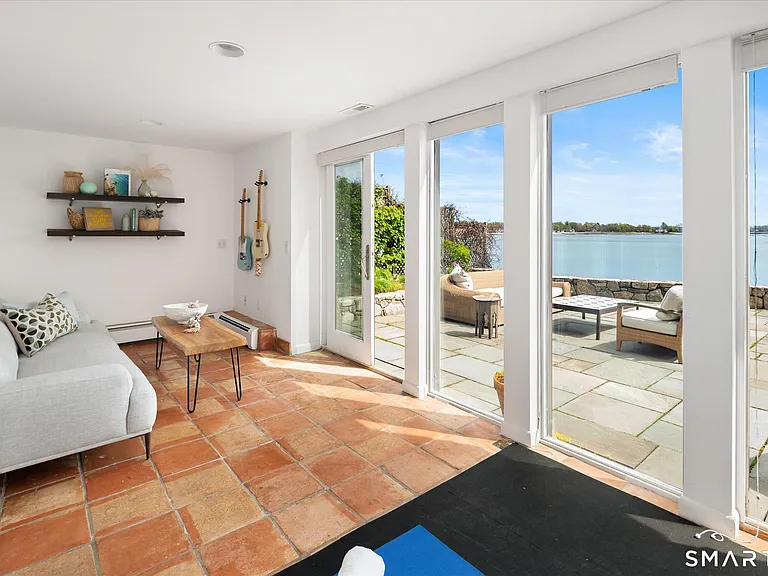 64 Ocean Dr E — Photo 26