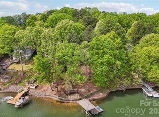 16118 Tana Tea Cir, Tega Cay, SC 29708