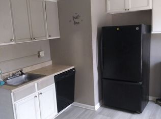 69 Upton Pl, Rochester, NY 14612