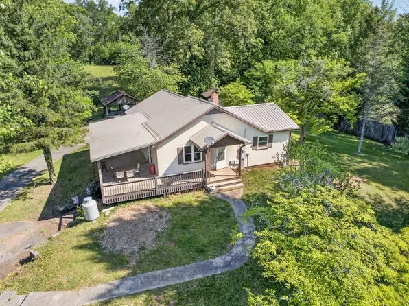 287 Middle Skeenah Rd, Franklin, NC 28734
