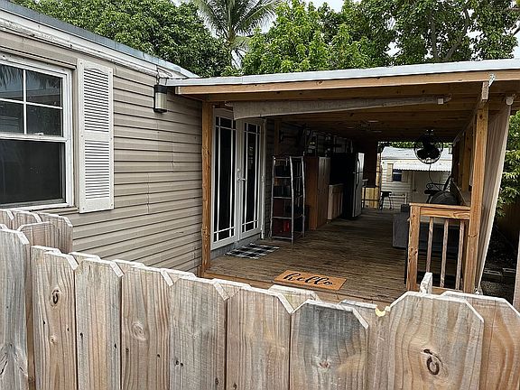2nd image of 13111 SW 14th St
