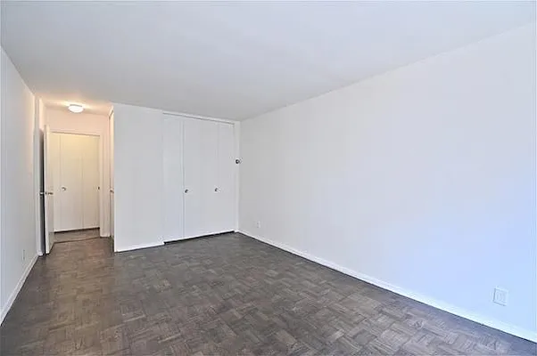 Sold by Maz Group NY | media 20