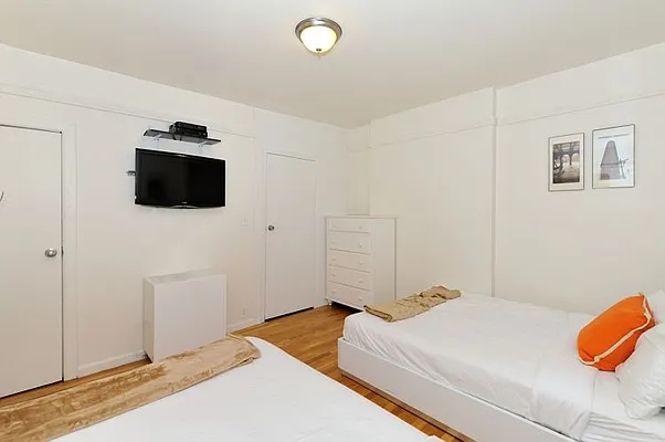 Rented by Eisenberg Exclusives | media 8