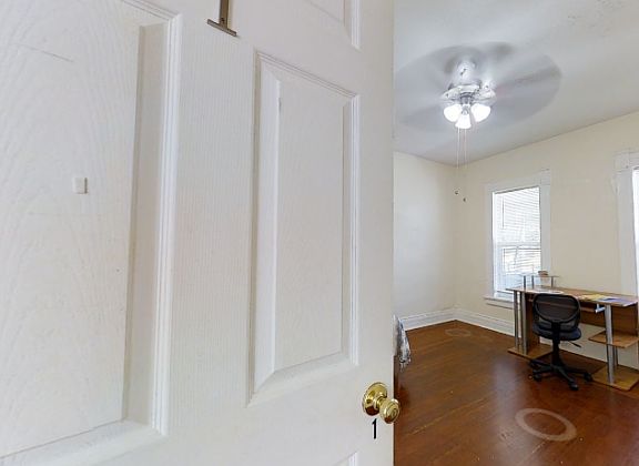 4th image of 303 Lexington Ave APT 11