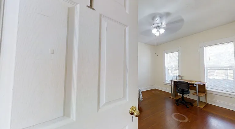 303 Lexington Ave #11 — Photo 4