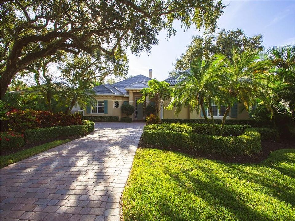 1st image of 160 Island Cottage Ln