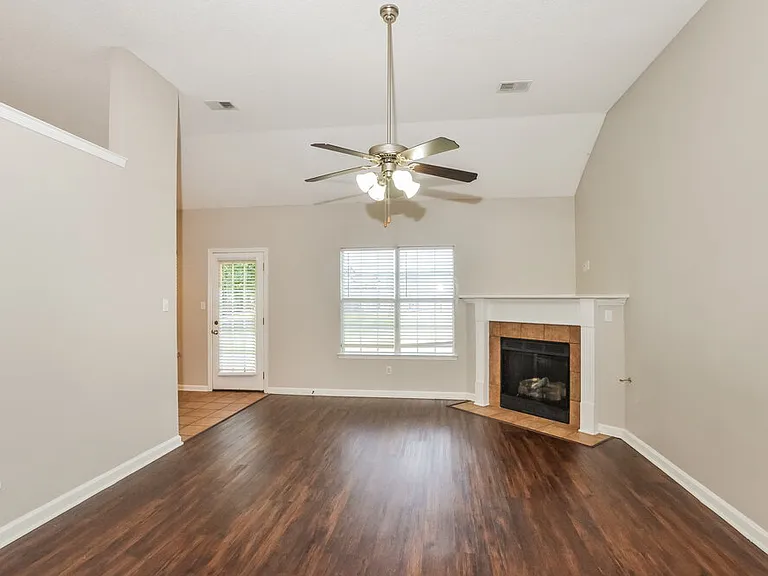 9150 Tahoe Dr — Photo 4