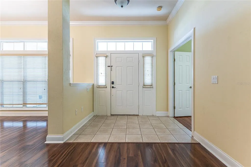 4 bed, 2.0 bath, 2008 sqft, $2,895 — Photo 4