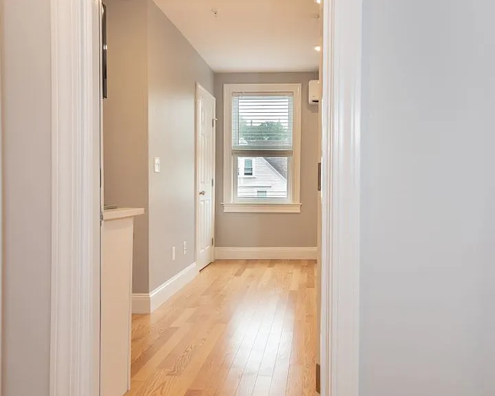 293 Fayette St — Photo 4