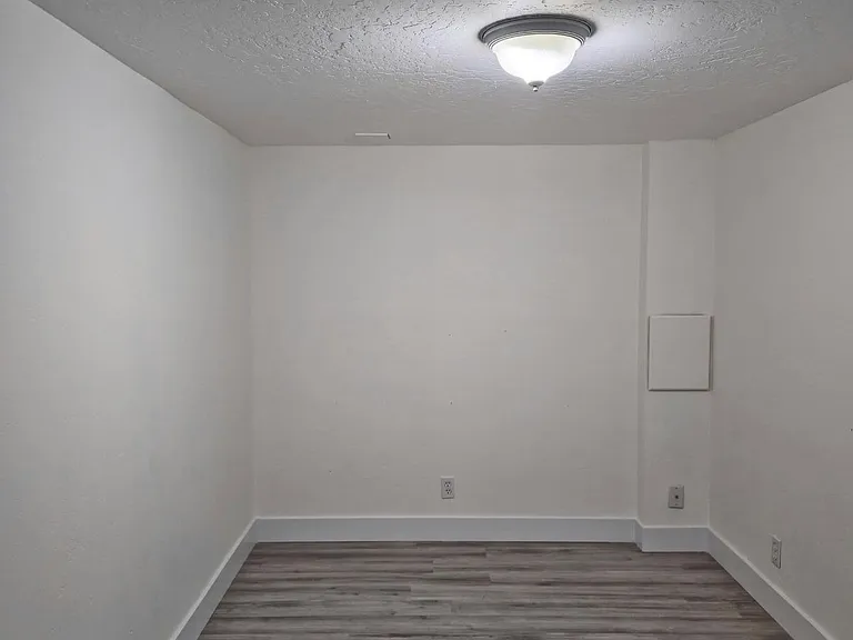 3723 W Kewanee Dr — Photo 14