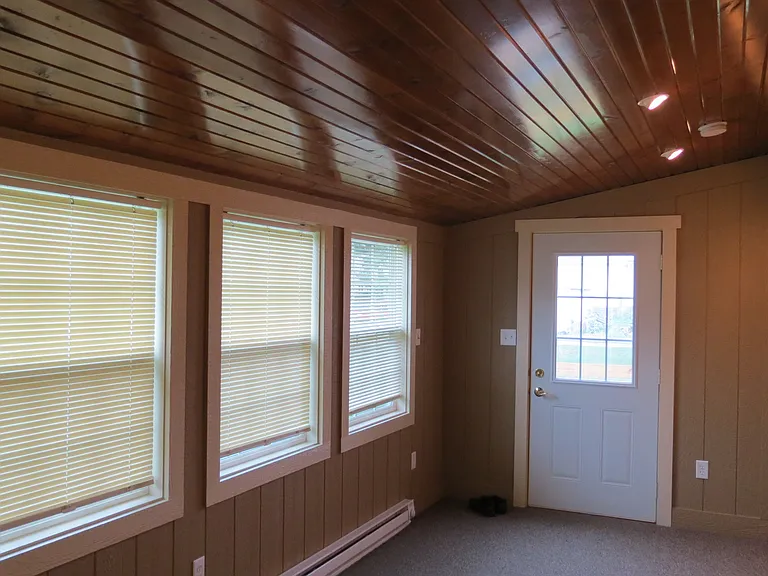 1500 Maple St — Photo 27
