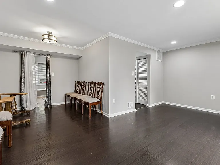 7974 Community Dr — Photo 14