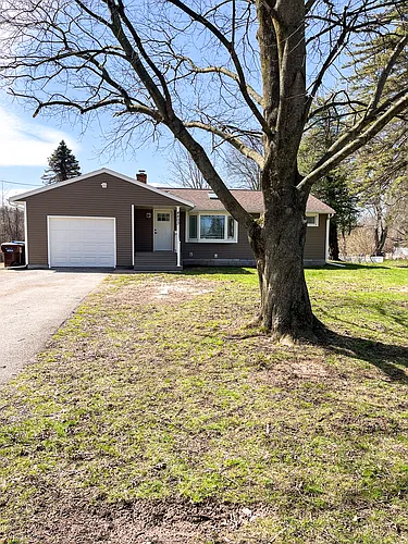 4803 Lyell Rd Photo 1