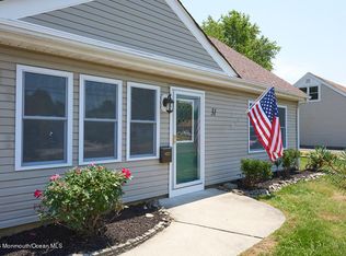 31 Lynn Blvd, Hazlet, NJ 07730
