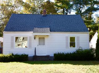 42 Lumae St, Springfield, MA 01119